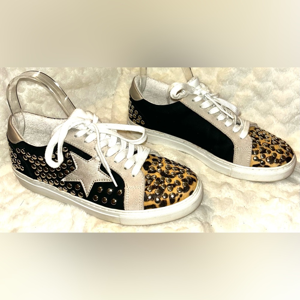 Steve Madden Turner Leather Black and Leopard Studded Sneakers women’s size 7.5